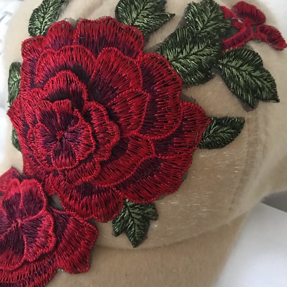 Brand new trendy floral design cap. - Picture 3 of 6